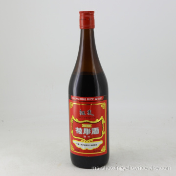 Berumur shaoxing hua diao wain dalam botol kaca